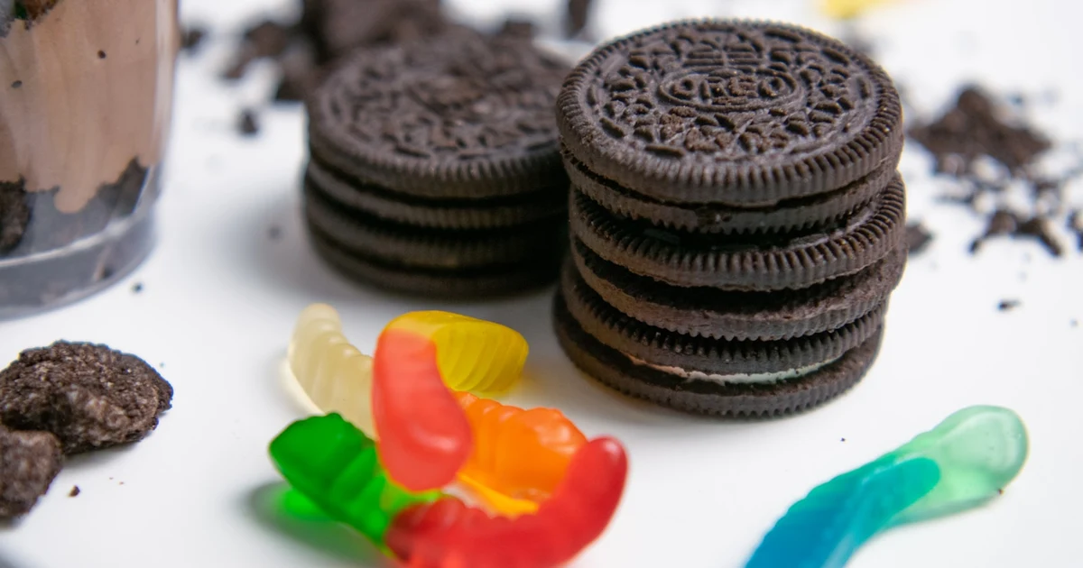 Are Trolli Gummy Worms halal? Pork gelatine E441 concern and halal alternatives
