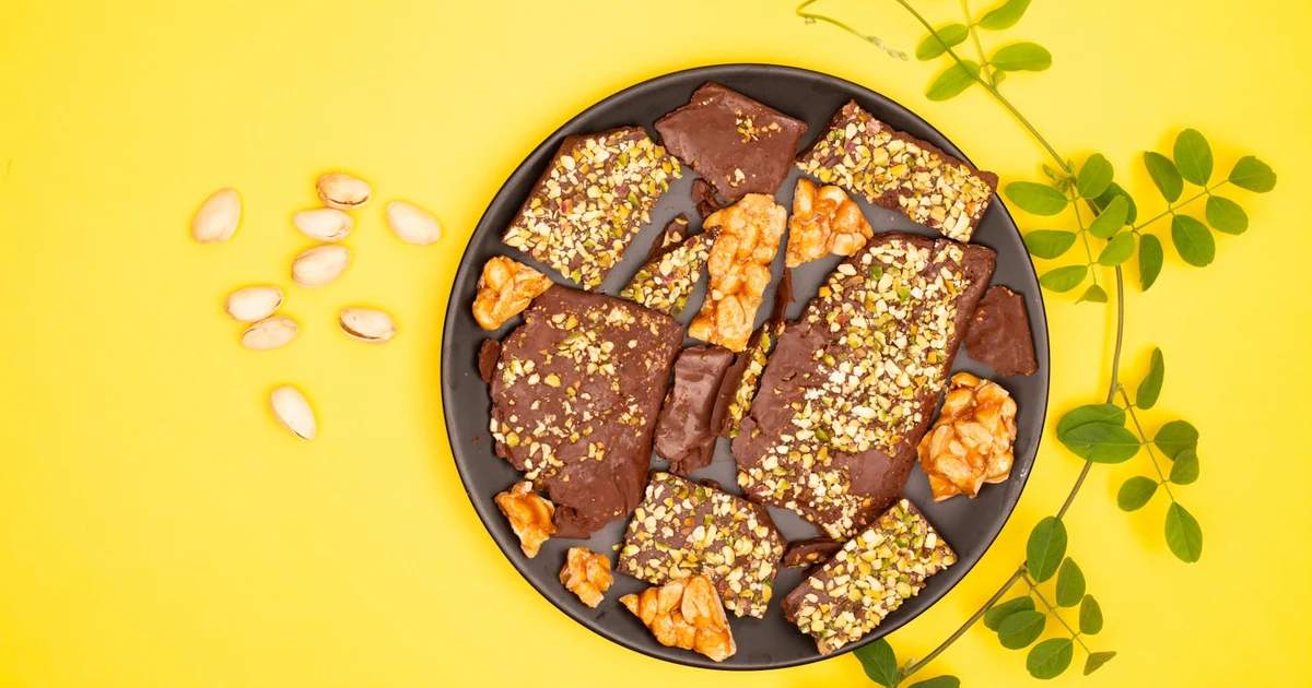 Best Halal Protein Bars UK 2026 — HalalCodeCheck Guide