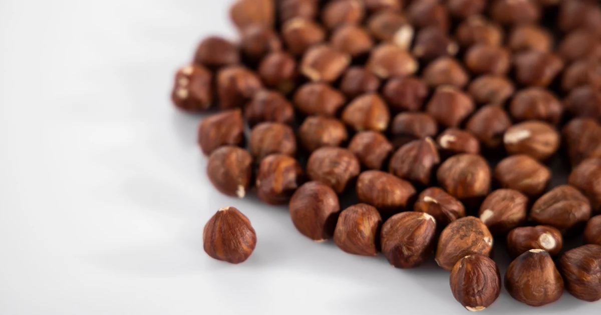 Nutella jar ingredient label showing E322 soya lecithin and vanillin — is Nutella halal?