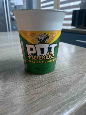 Pot Noodle Chicken & Mushroom